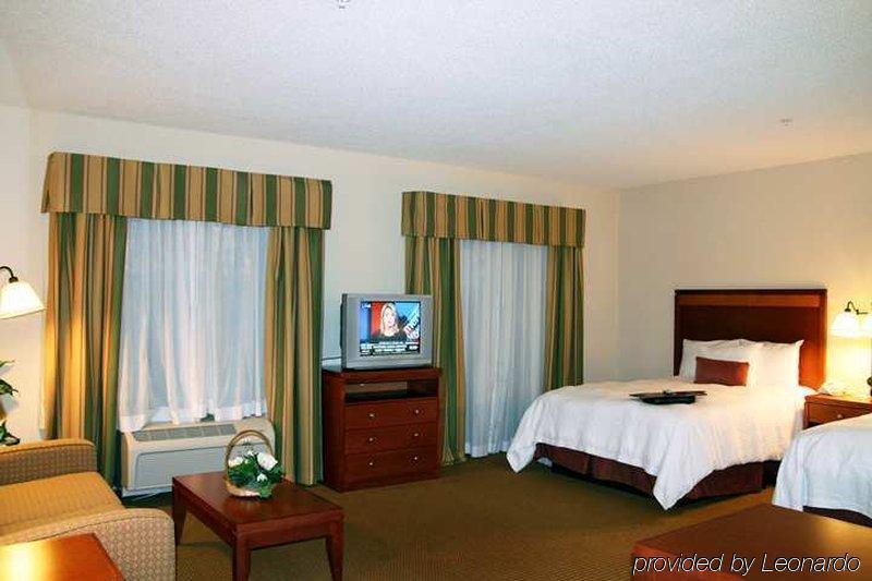 Hampton Inn Montgomery-South-Airport Hope Hull Room photo